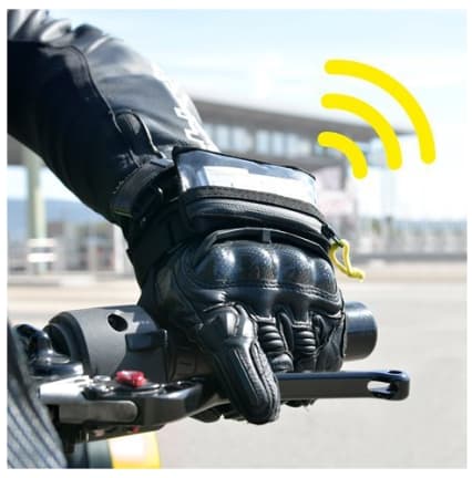 Motopass porta-badge moto fissato sul guanto sinistro regalo motociclista Italia